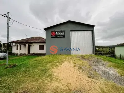 Prédio com 3 quartos em Várzea
