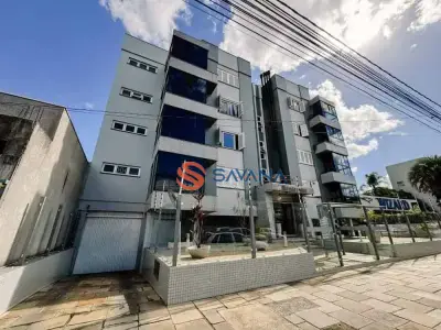 Apartamento com 3 quartos em Centro
