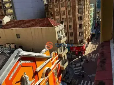 Sala / Conjunto com 1 quartos em Centro Histórico