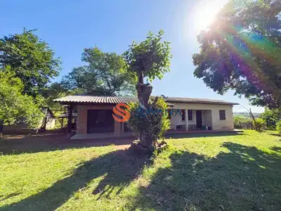 Sítio com 3 quartos em Catanduva
