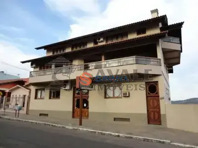 Prédio com 3 quartos em Cidade Alta