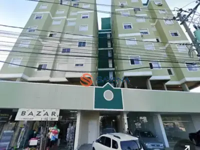 Apartamento com 2 quartos em Santa Cruz