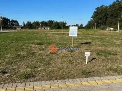 Lote / Terreno com 0 quartos em Centro