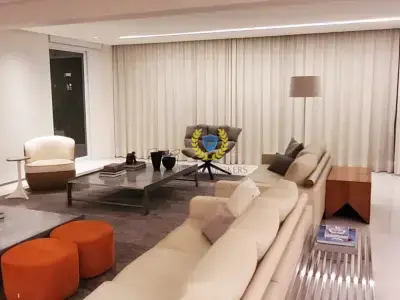 Apartamento com 3 quartos em Higienópolis, São Paulo - 300m²