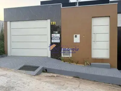 Casa com 3 quartos em Residencial Boulevard dos Lagos