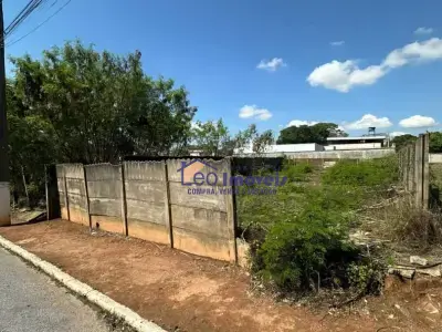 Imóvel Comercial com 0 quartos em São Francisco