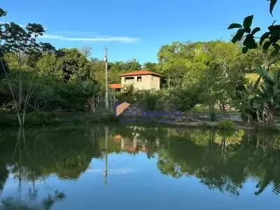 Sítio com 3 quartos em BR-262