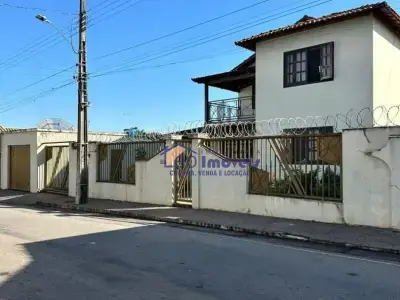 Casa com 7 quartos em Centro