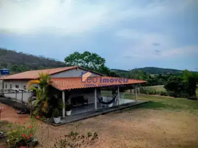 Sítio com 3 quartos em Região do Curral