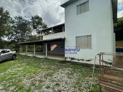 Sítio com 3 quartos em Centro