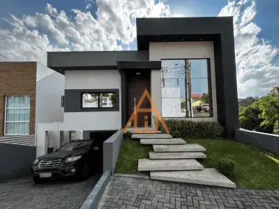 Casa em Santa Terezinha