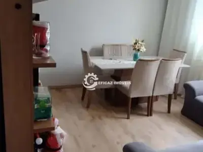 Apartamento com 3 quartos em Jardim Riacho das Pedras