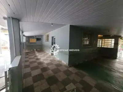 Casa com 4 quartos em Caiçaras