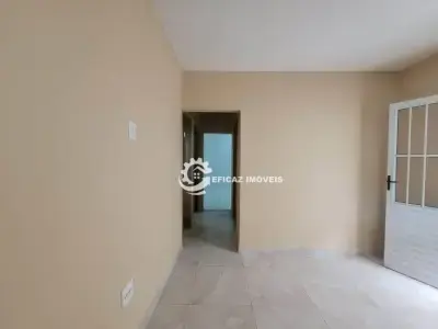Casa com 2 quartos em Caiçaras