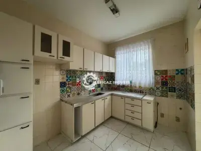 Apartamento com 3 quartos em Caiçaras