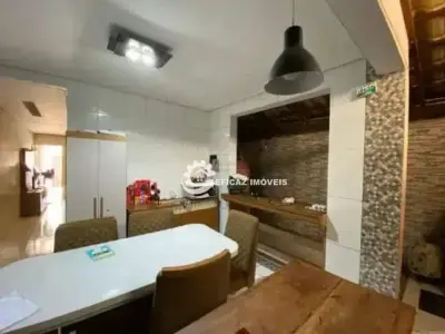 Casa Geminada com 3 quartos em Oitis