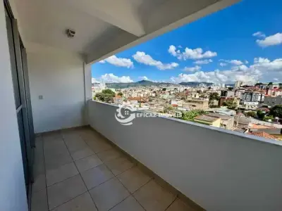 Apartamento com 3 quartos em Sagrada Família