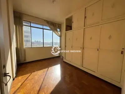 Apartamento com 3 quartos em Boa Viagem