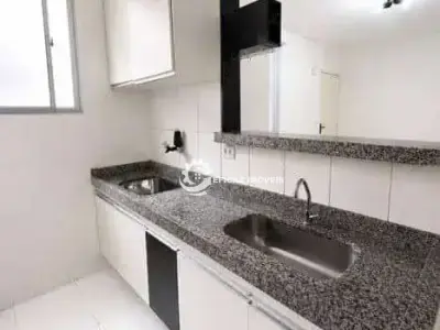 Apartamento com 2 quartos em Santa Maria