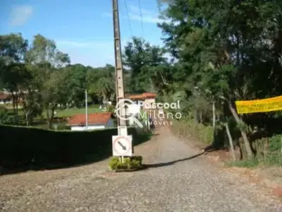 Sítio com 3 quartos em COND.TURMALINA, Esmeraldas - 3132m²