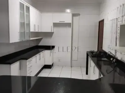 Casa em Chácara Nova Odessa