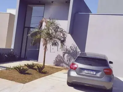 Casa em Jardim Ipê Pinheiro