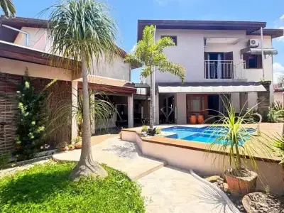 Sobrado em Jardim Planalto Verde