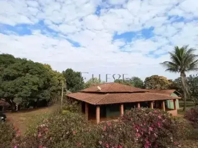 Chácara em Jardim Suécia