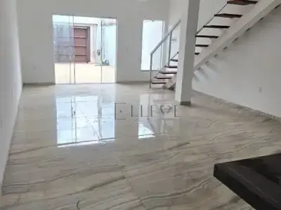 Casa em Jardim Hermínio Bueno