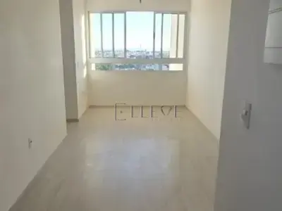 Apartamento em Jardim Esplanada