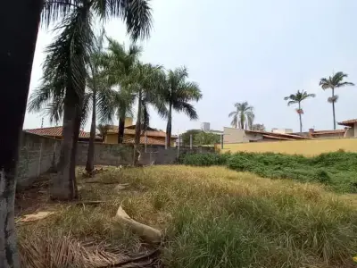 Lote / Terreno em Centro