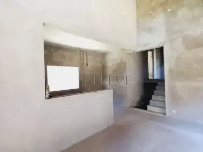 Casa em Jardim Rosa Cruz