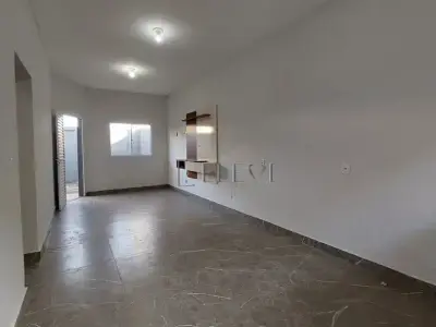 Casa em Jardim Sakaida