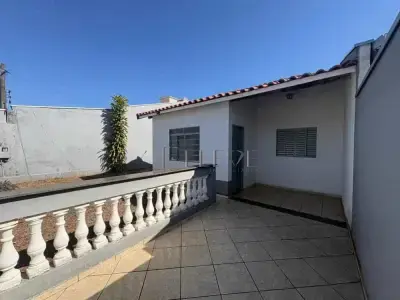 Casa em Jardim Cristina