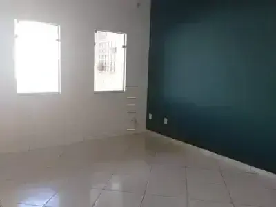 Casa em Parque dos Eucaliptos