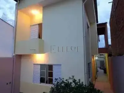 Sobrado em Jardim Suécia
