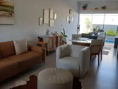 Casa de Condomínio em Morro Vermelho