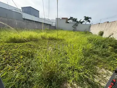 Lote / Terreno em Residencial do Bosque