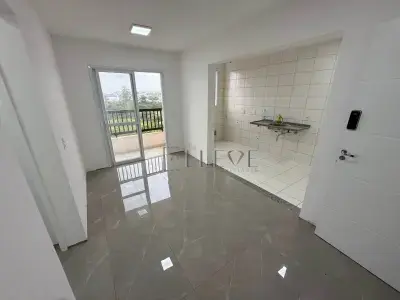 Apartamento em Jardim Serra Dourada