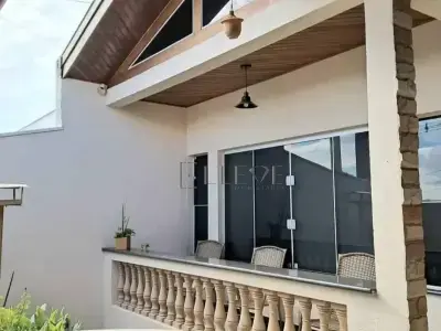 Casa em Jardim Furlan