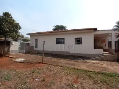 Casa em Lote