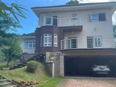 Imóveis em Elsa