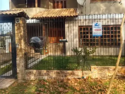 Casa com 5 quartos em Viamópolis