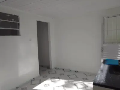 Casa com 1 quartos em Jardim Mutinga