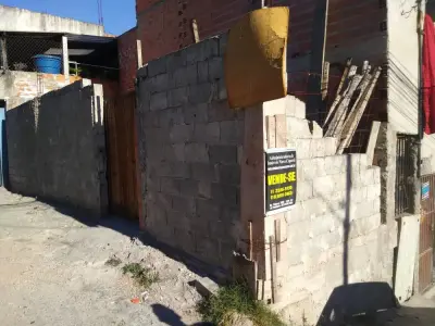 Lote / Terreno com 0 quartos em Americanópolis