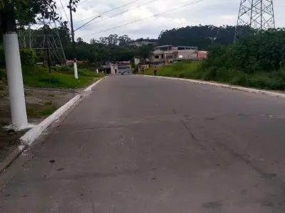 Casa com 2 quartos em Jardim Ipora