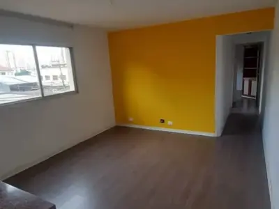 Apartamento com 2 quartos em Cidade Ademar