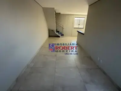 Casa com 3 quartos em São João, Betim - 120m²