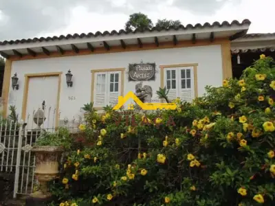 Pousada com 12 quartos em Centro, Tiradentes - 250m²