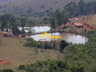 Fazenda com 3 quartos em Zona Rural, Resende Costa - 300m²